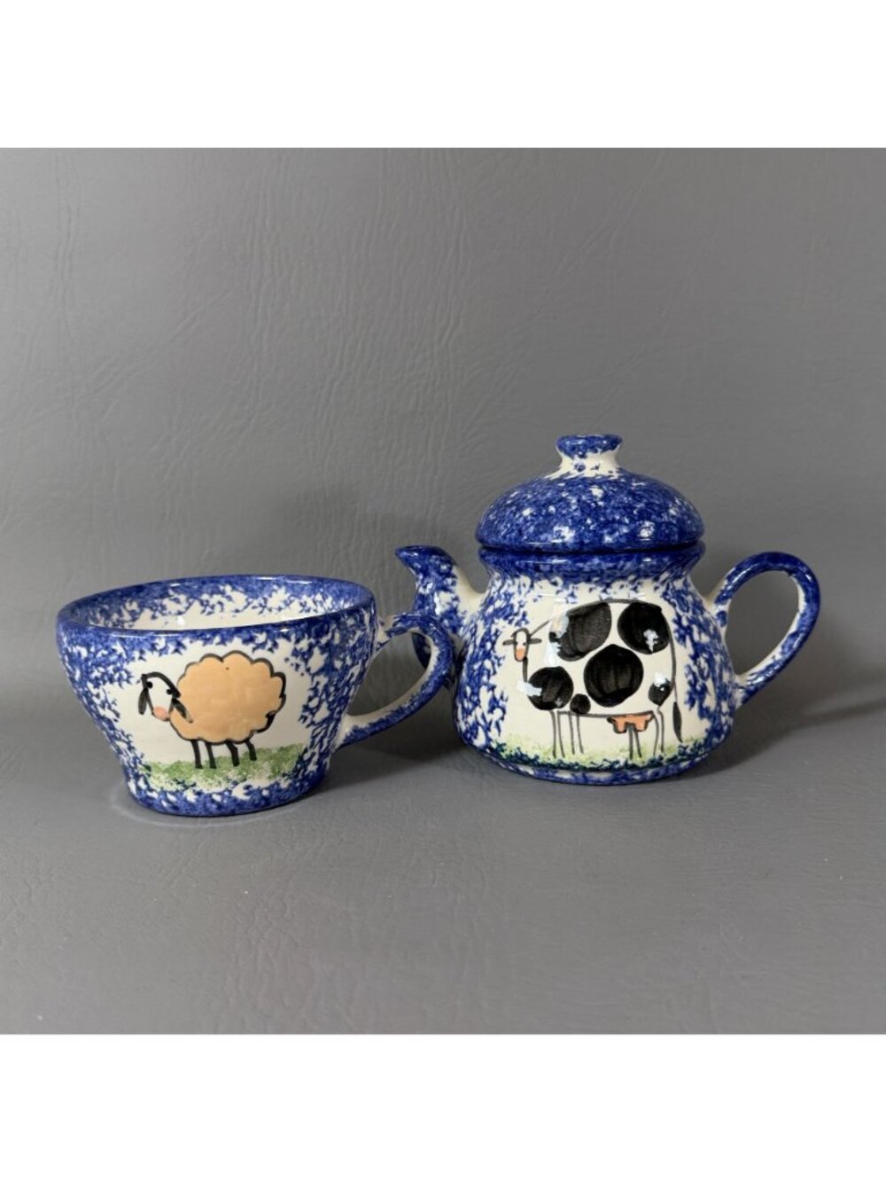 Vintage Signed Studio Pottery Tea for One Set Blue Spongeware Cow Sheep 3pc - Picture 2 of 12